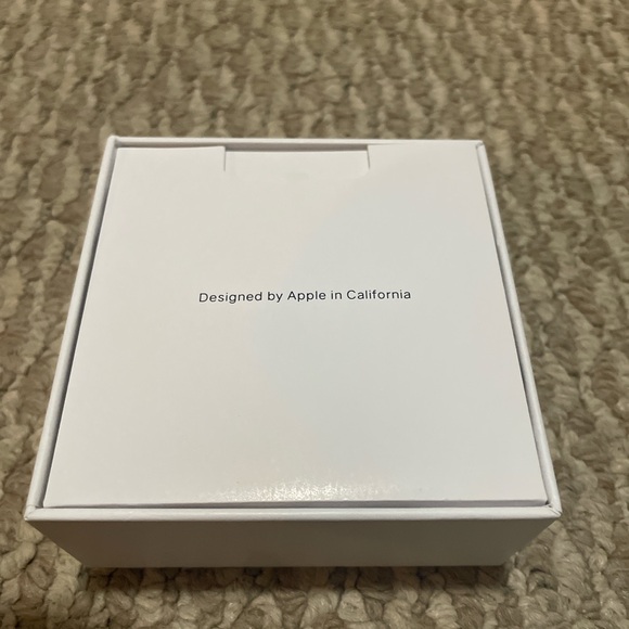 Apple AirPods Pro Gen 2 - Picture 4 of 8